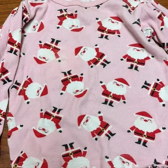 Carter’s baby girl Christmas pajamas, size 12 mon - Picture 5 of 5